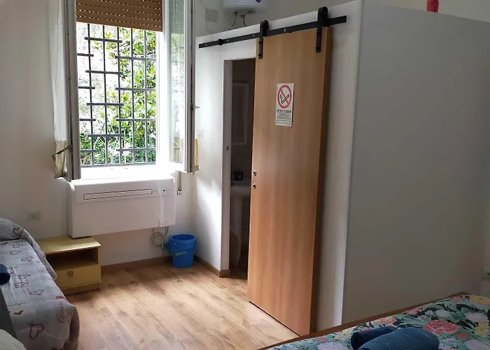 Guest house La Fenice A.c. 3*